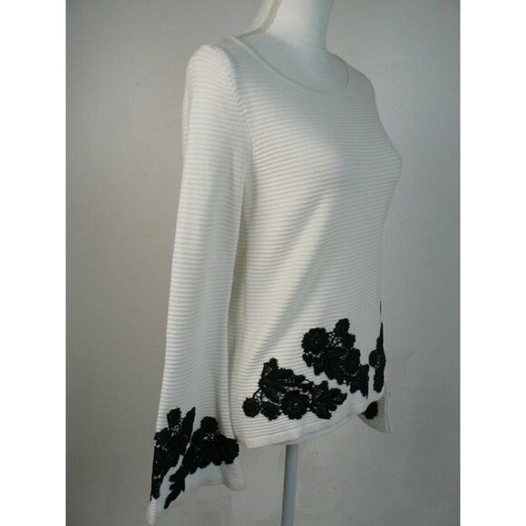 $90 INC International Concepts White Black Applique Ribbed Sweater XS NEW - Picture 2 of 6